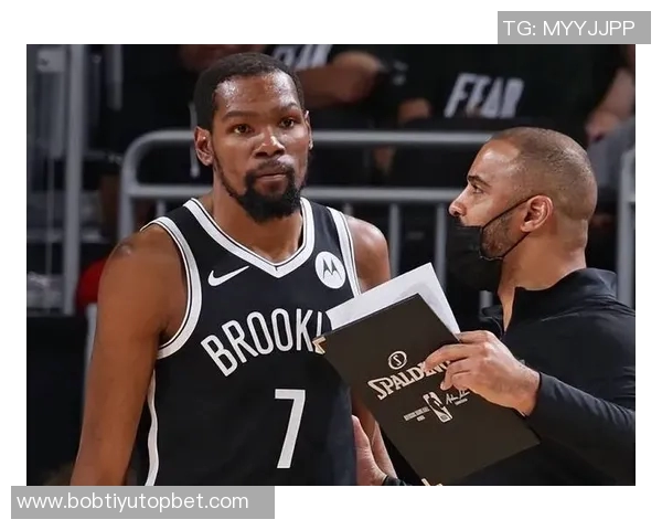 应对KD包夹策略乌度卡强调提升无球移动避免停滞不前