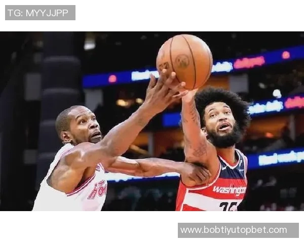 火箭队在争抢回合数的潮流中独辟蹊径依靠进攻篮板提升顶级进攻效率 火箭队在争抢回合数的潮流中独辟蹊径依靠进攻篮板提升顶级进攻效率